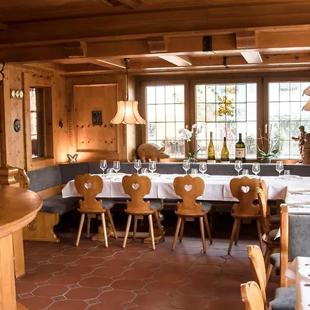 Wirtshaus Zum Lowen Inn Steinenbronn