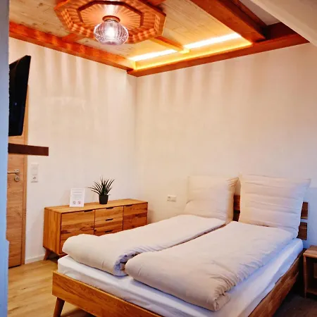 بيت ريفي Wirtshaus Zum Loewen 3*
