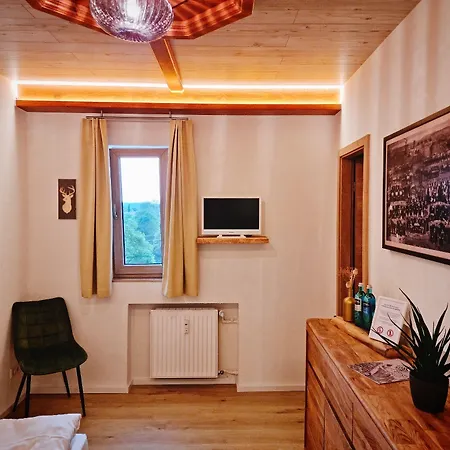 Wirtshaus Zum Lowen Värdshus Steinenbronn